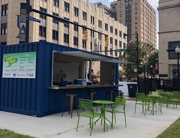 Outdoor Business Area & Seating