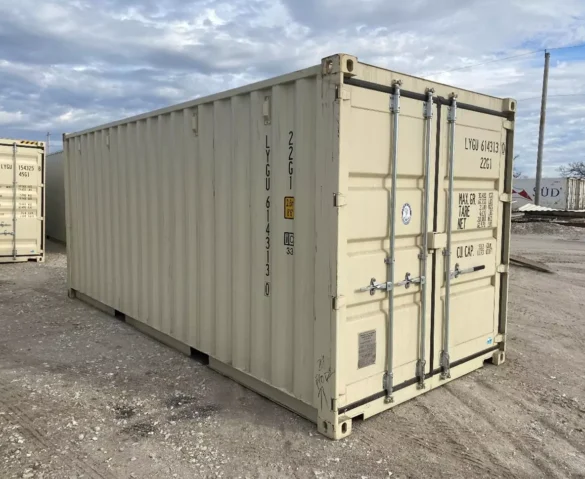 One of USA-Containers' many dry 20 Ft Containers